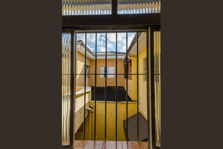 Casa à venda com 200m², 3 quartos e sem vaga Casa à venda com 200m², 3 quartos e sem vagaQuarto - Casa 1 - Janela