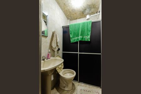 Casa à venda com 200m², 3 quartos e sem vaga Casa à venda com 200m², 3 quartos e sem vagaBanheiro - Casa 2