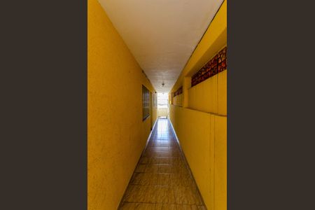 Casa à venda com 200m², 3 quartos e sem vaga Casa à venda com 200m², 3 quartos e sem vagaCorredor