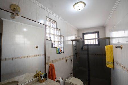 Casa à venda com 198m², 3 quartos e 5 vagasBanheiro