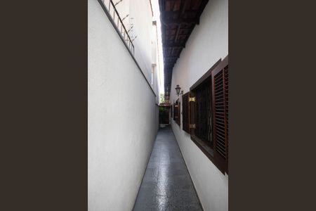 Casa à venda com 198m², 3 quartos e 5 vagasQuintal