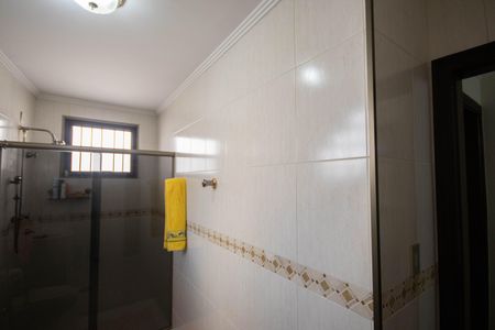 Casa à venda com 198m², 3 quartos e 5 vagasBanheiro