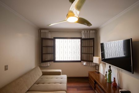 Casa à venda com 198m², 3 quartos e 5 vagasQuarto 2