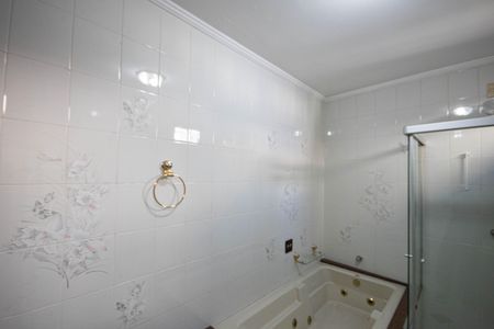 Casa à venda com 198m², 3 quartos e 5 vagasBanheiro da Suíte