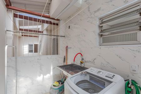 Casa para alugar com 135m², 3 quartos e 1 vagaÁrea de Serviço