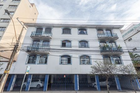 Apartamento à venda com 140m², 4 quartos e 2 vagas Apartamento à venda com 140m², 4 quartos e 2 vagasFachada