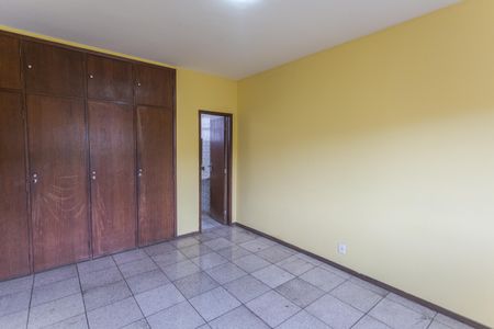 Apartamento à venda com 140m², 4 quartos e 2 vagas Apartamento à venda com 140m², 4 quartos e 2 vagasSuíte