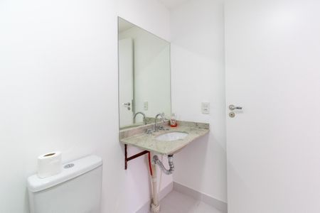 Apartamento para alugar com 28m², 1 quarto e sem vaga Apartamento para alugar com 28m², 1 quarto e sem vagaBanheiro da Suíte