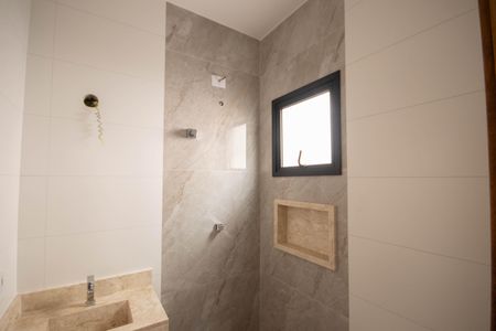 Casa à venda com 115m², 3 quartos e 2 vagas Casa à venda com 115m², 3 quartos e 2 vagasBanheiro da Suíte 1