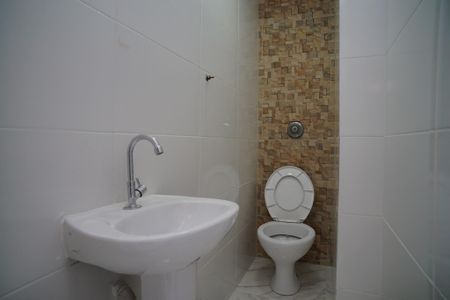 Apartamento à venda com 73m², 2 quartos e 1 vaga Apartamento à venda com 73m², 2 quartos e 1 vagaBanheiro de serviço