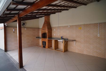 Apartamento à venda com 73m², 2 quartos e 1 vaga Apartamento à venda com 73m², 2 quartos e 1 vagaÁrea comum - Churrasqueira