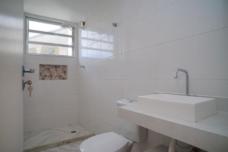 Apartamento à venda com 73m², 2 quartos e 1 vaga Apartamento à venda com 73m², 2 quartos e 1 vagaBanheiro