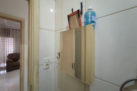 Casa à venda com 250m², 2 quartos e 2 vagas Casa à venda com 250m², 2 quartos e 2 vagasBanheiro Social