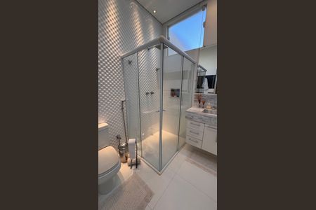 Casa de condomínio à venda com 207m², 3 quartos e 4 vagas Casa de condomínio à venda com 207m², 3 quartos e 4 vagasBanheiro da Suíte 3