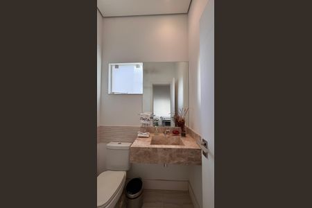 Casa de condomínio à venda com 207m², 3 quartos e 4 vagas Casa de condomínio à venda com 207m², 3 quartos e 4 vagasLavabo