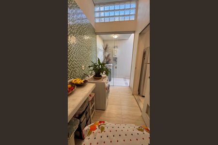 Casa de condomínio à venda com 207m², 3 quartos e 4 vagas Casa de condomínio à venda com 207m², 3 quartos e 4 vagasÁrea de Serviço