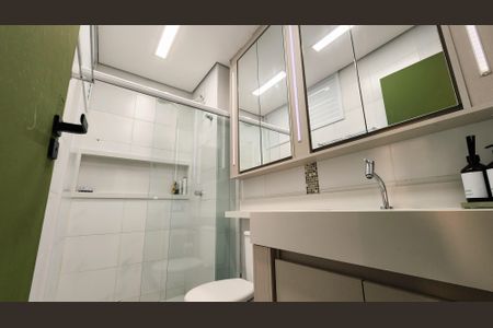 Apartamento à venda com 74m², 3 quartos e 1 vaga Apartamento à venda com 74m², 3 quartos e 1 vagaBanheiro Social