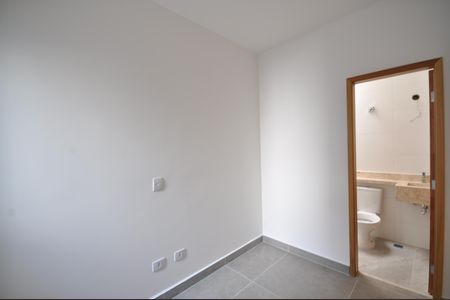 Casa à venda com 115m², 3 quartos e 2 vagasSuíte 2