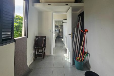 Apartamento para alugar com 400m², 4 quartos e 3 vagas Apartamento para alugar com 400m², 4 quartos e 3 vagasÁrea de serviço