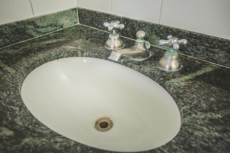Apartamento à venda com 62m², 2 quartos e 2 vagas Apartamento à venda com 62m², 2 quartos e 2 vagasBanheiro Suíte