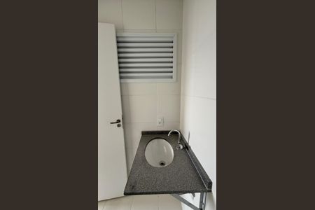 Apartamento à venda com 54m², 2 quartos e 1 vaga Apartamento à venda com 54m², 2 quartos e 1 vagaBanheiro da Suíte