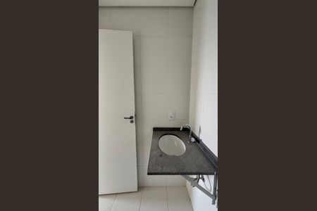 Apartamento à venda com 54m², 2 quartos e 1 vaga Apartamento à venda com 54m², 2 quartos e 1 vagaBanheiro