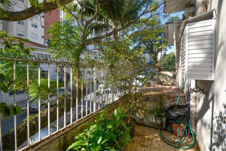 Casa à venda com 190m², 3 quartos e 1 vaga