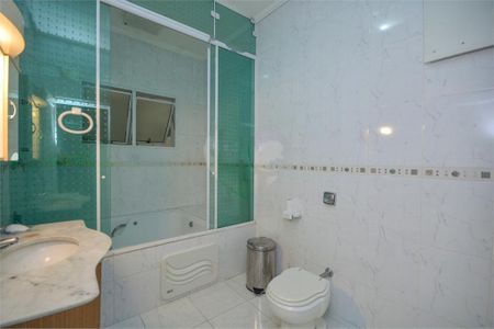 Casa à venda com 190m², 3 quartos e 1 vaga