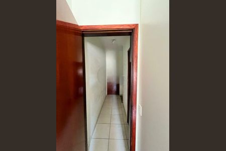 Casa à venda com 111m², 2 quartos e 2 vagas