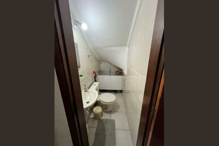 Casa à venda com 111m², 2 quartos e 2 vagas