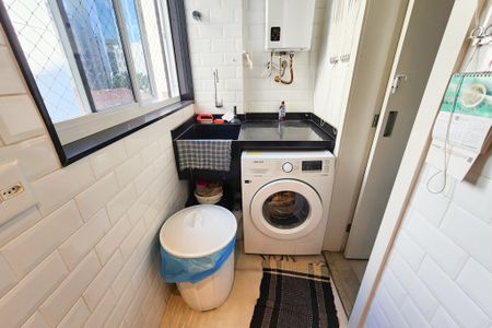 Apartamento à venda com 162m², 3 quartos e 1 vagaÁrea de serviço