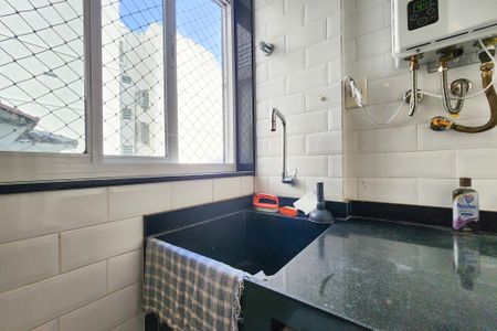 Apartamento à venda com 162m², 3 quartos e 1 vagaÁrea de serviço