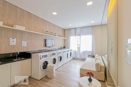 Apartamento à venda com 36m², 1 quarto e 1 vaga Apartamento à venda com 36m², 1 quarto e 1 vagaLavanderia