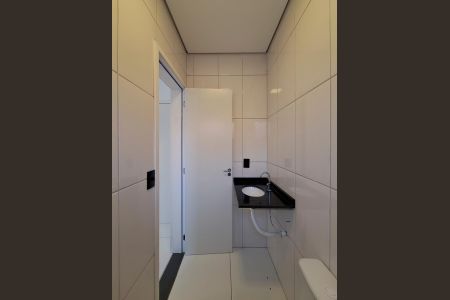 Casa de condomínio à venda com 59m², 2 quartos e 1 vaga Casa de condomínio à venda com 59m², 2 quartos e 1 vagaBanheiro Quarto 1