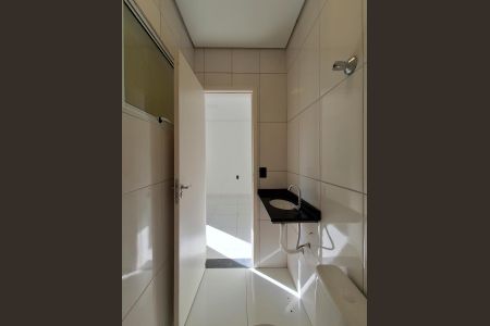 Casa de condomínio à venda com 59m², 2 quartos e 1 vaga Casa de condomínio à venda com 59m², 2 quartos e 1 vagaBanheiro Quarto 2