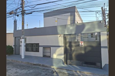 Casa de condomínio à venda com 59m², 2 quartos e 1 vaga Casa de condomínio à venda com 59m², 2 quartos e 1 vagaFachada