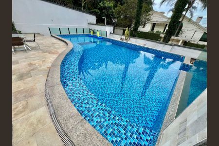Casa à venda com 457m², 5 quartos e 10 vagasPiscina
