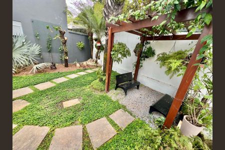 Casa à venda com 457m², 5 quartos e 10 vagasÁrea Externa - Frente