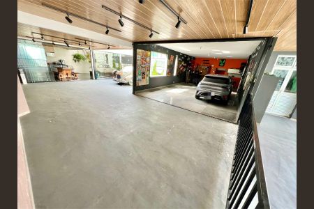 Casa à venda com 457m², 5 quartos e 10 vagasGaragem