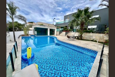 Casa à venda com 457m², 5 quartos e 10 vagasPiscina
