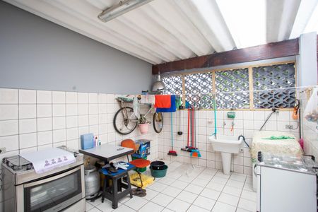 Casa à venda com 135m², 2 quartos e 2 vagasÁrea de Serviço