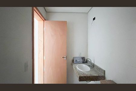 Studio para alugar com 27m², 1 quarto e sem vaga Studio para alugar com 27m², 1 quarto e sem vagaBanheiro