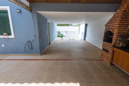 Casa à venda com 170m², 4 quartos e 3 vagasChurrasqueira