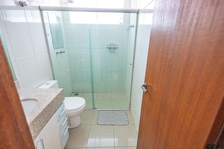 Casa à venda com 170m², 4 quartos e 3 vagasBanheiro da Suíte