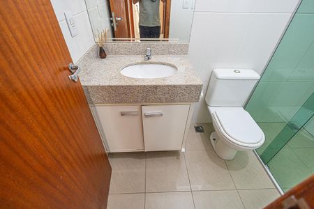 Casa à venda com 170m², 4 quartos e 3 vagasBanheiro Social