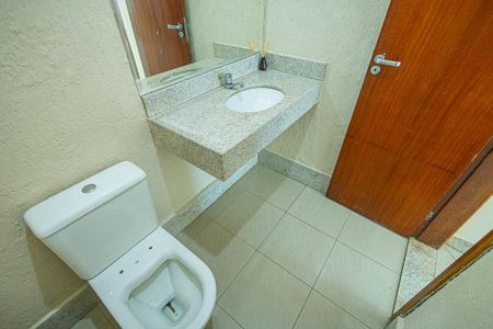 Casa à venda com 170m², 4 quartos e 3 vagasLavabo