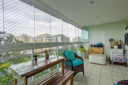 Apartamento à venda com 91m², 3 quartos e 2 vagasVaranda