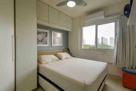 Apartamento à venda com 91m², 3 quartos e 2 vagasSuíte