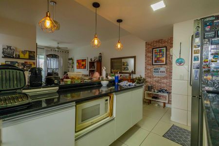 Apartamento à venda com 91m², 3 quartos e 2 vagasCozinha