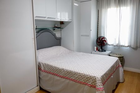 Casa à venda com 251m², 2 quartos e 2 vagas Casa à venda com 251m², 2 quartos e 2 vagasQuarto 1